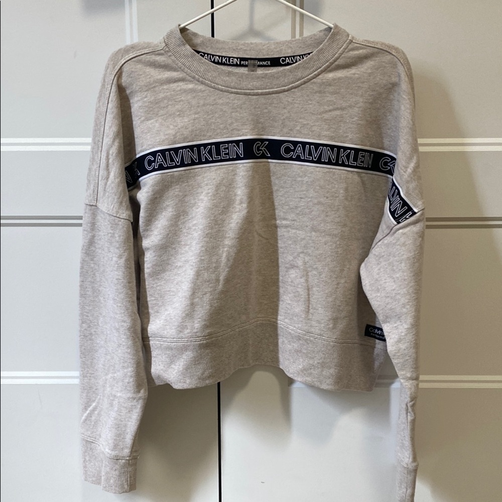 Calvin Klein Black and Cream Cropped Boxy Sweatshirt